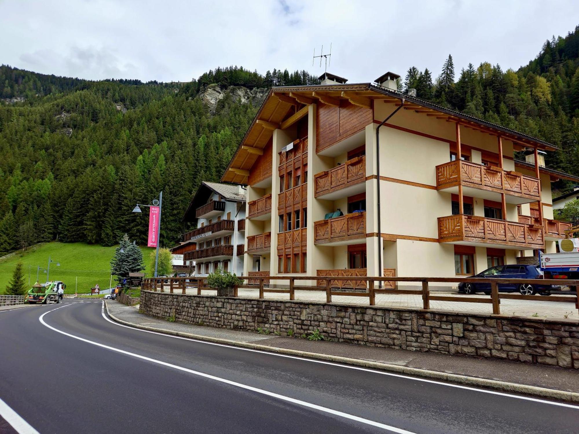 Апартаменти Alpe Di Gries By Ama Val Di Fassa Канацеї Екстер'єр фото